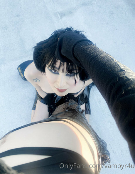vampyr4u star xxx img