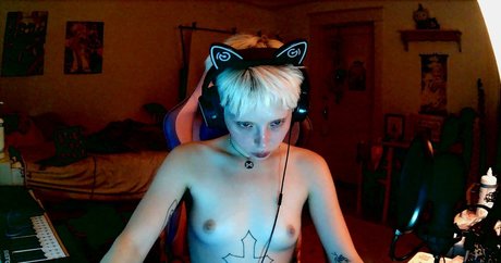 vampyr4u nude model galleries