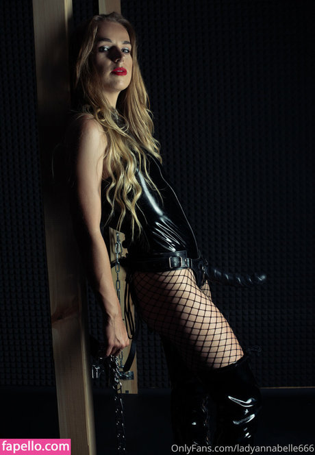 Lady Annabelle étoile gratuite images