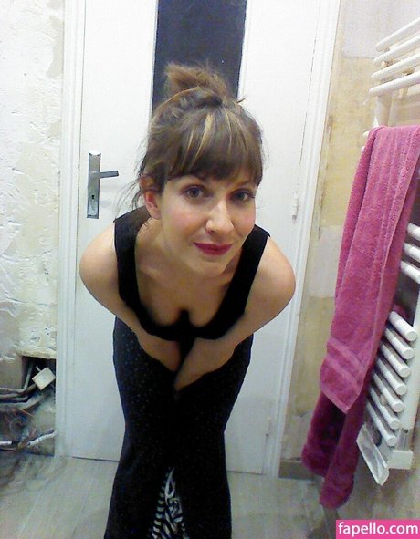 Carine Ribert star nudes galleries