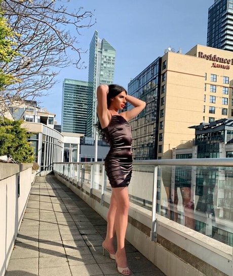Ts Ema Bardot exclusive model gallery