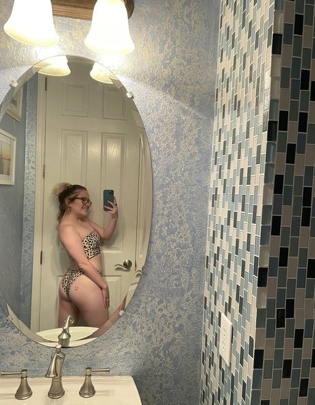 freakin dani star hot pic
