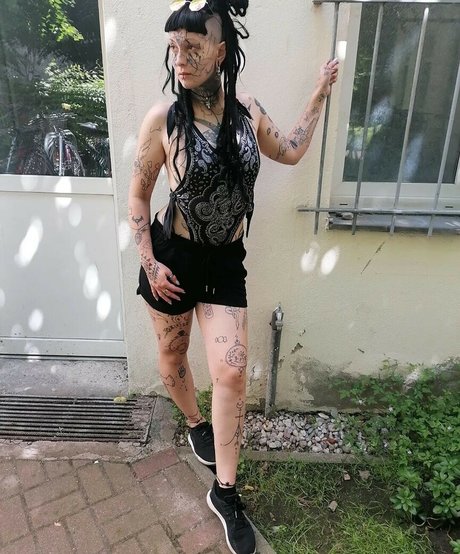 Bastet Beast erotic star pic