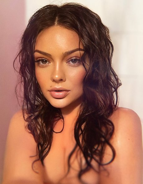 Imogen Loxley pornstar nudes galleries