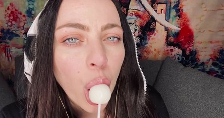 Jackie Does ASMR beautiful star photo