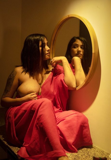 Yajnaseni meilleur modèle photo