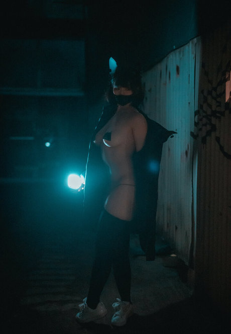 Djawa Jenny estrella caliente fotos