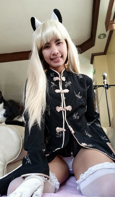 Fei Leng pretty pornstar pics
