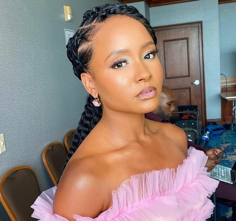 Rhyon Nicole Brown étoile exclusive photo