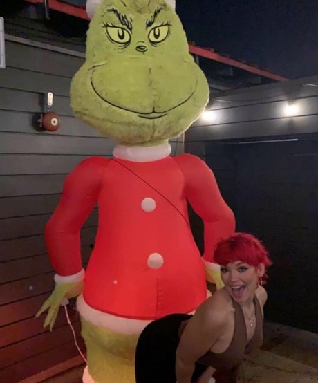 Squidbean naked star photos