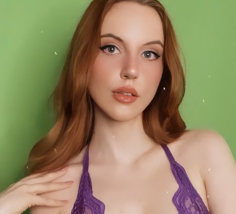 breadwitchery model beautiful images