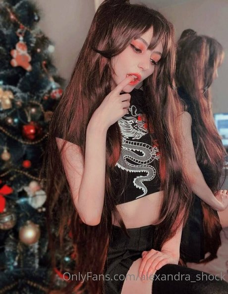 alexandra shock bonita estrella porno foto