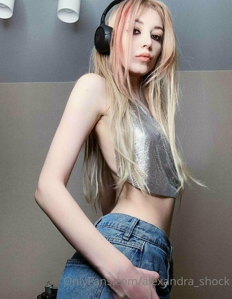 alexandra shock thumbnail