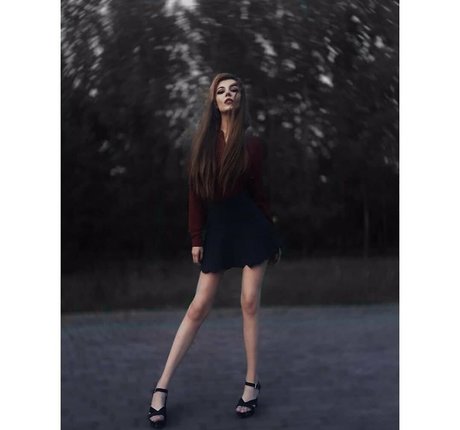 alexandra shock model sexy pictures