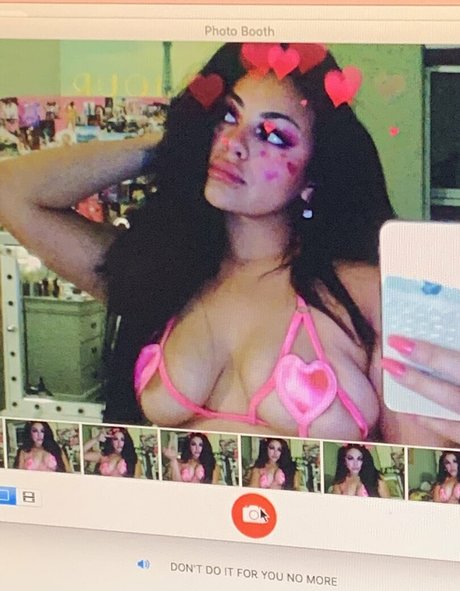 RosalbaNaomi étoile érotique collection