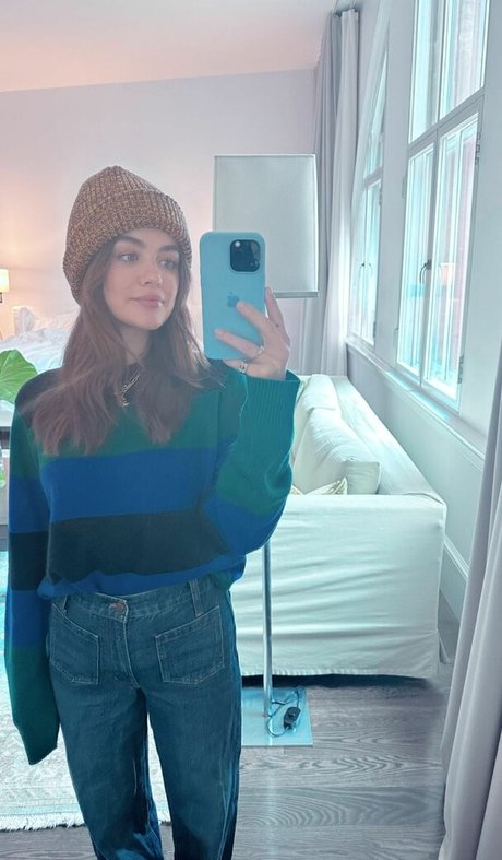 Lucy Hale star nudes picture