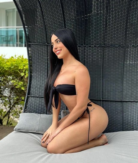 big ass lingerie onlyfans free naked pic