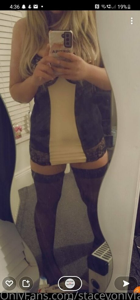 staceyonlyfans modèle érotique photos
