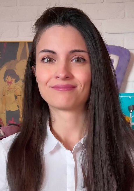 Kafkanya bonita estrella porno galería