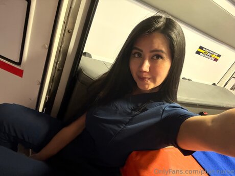 pilar nurse modelo adulto archivo