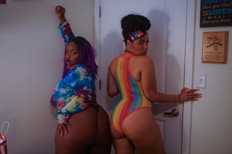 Animated Aja modèles nus photo