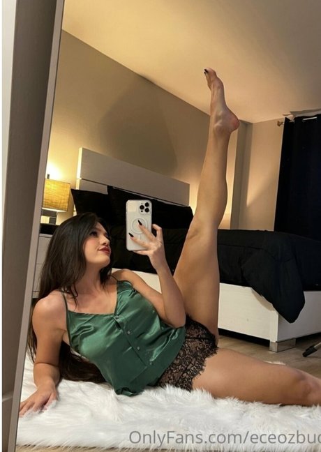 Eceozbudak porn star pics