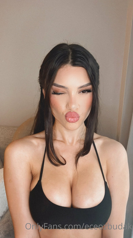 Eceozbudak pornstar hd galleries