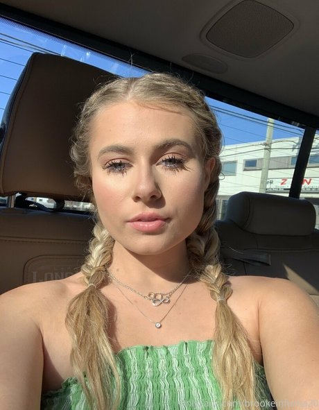 Brooke Infurna actrice chaude collection