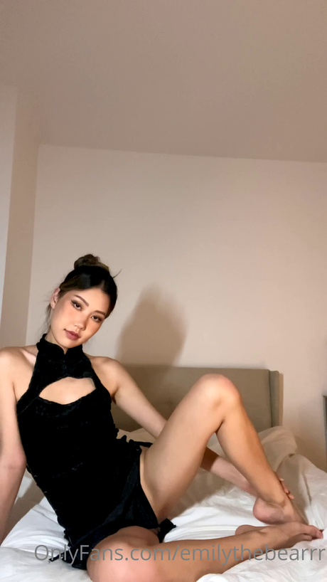 Emily the bearrr modèle pornographique collection
