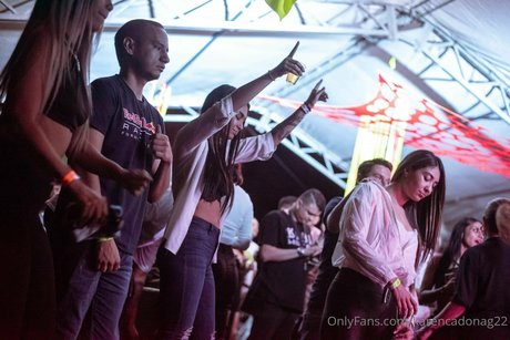 Karen Cardona Garces sexo estrella porno fotos