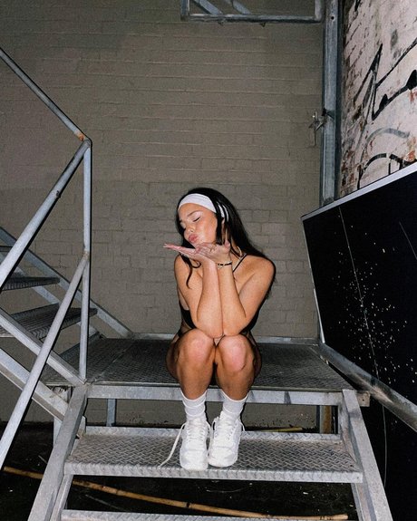 Alliyah estrella bonita fotos