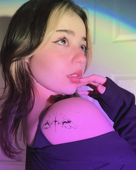 Sugashi_ actriz caliente archivo