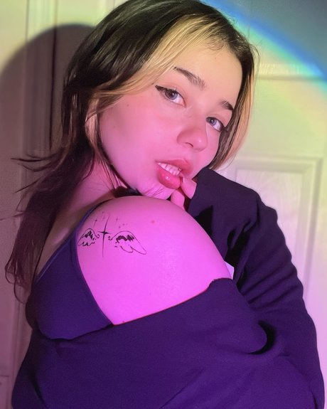 Sugashi_ estrella del sexo archivo