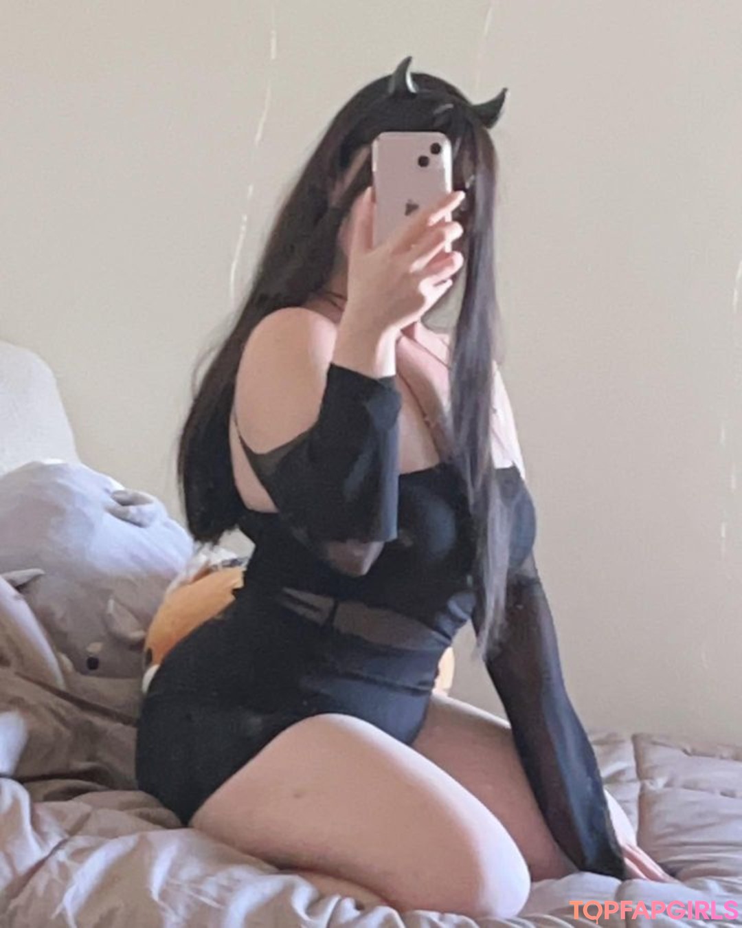 Sugashi_ nude actress archive