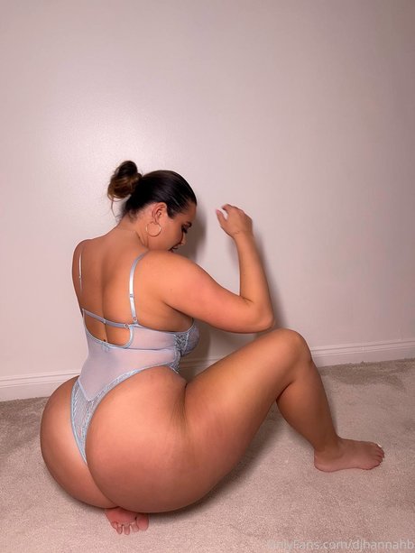 Dj Hannah B linda estrella galería