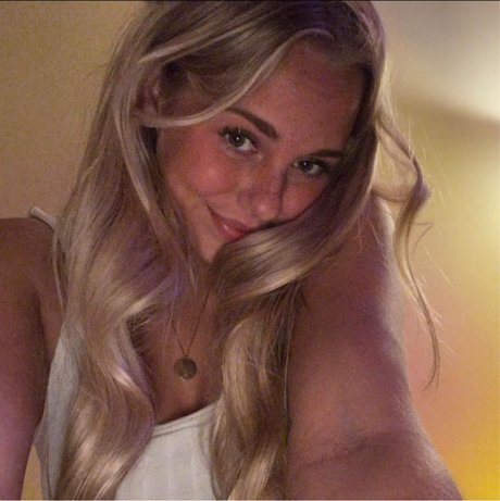 Sophie Riedemann star perfect pic