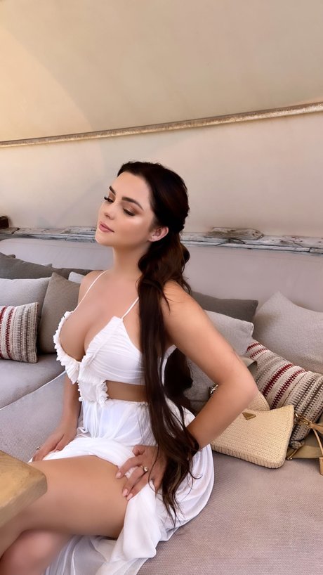 Demi Rose_ étoile exclusive image