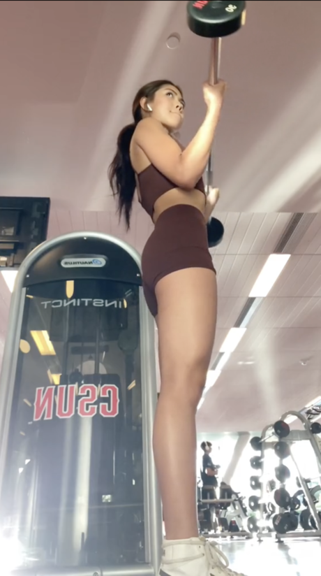 Alyanna Joelle desnudos de modelos foto