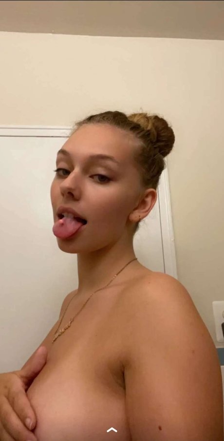 Lydia Renae pornstar image