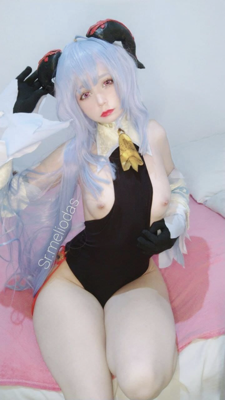 Little mewi star érotique collection