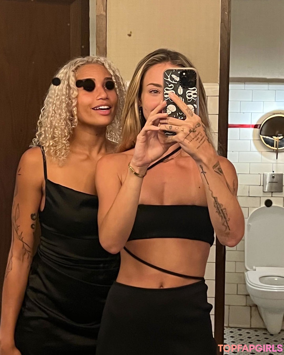 Charly Jordan star du porno de haute qualité archive