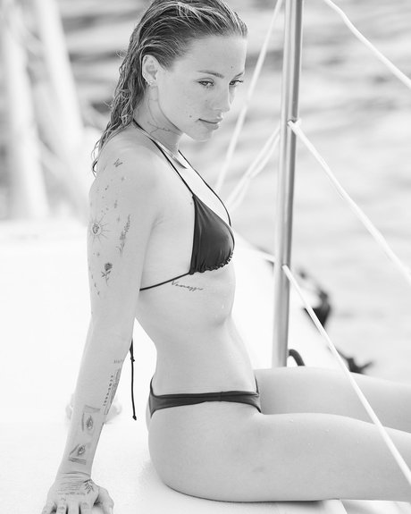 Charly Jordan desnudos de modelos galerías