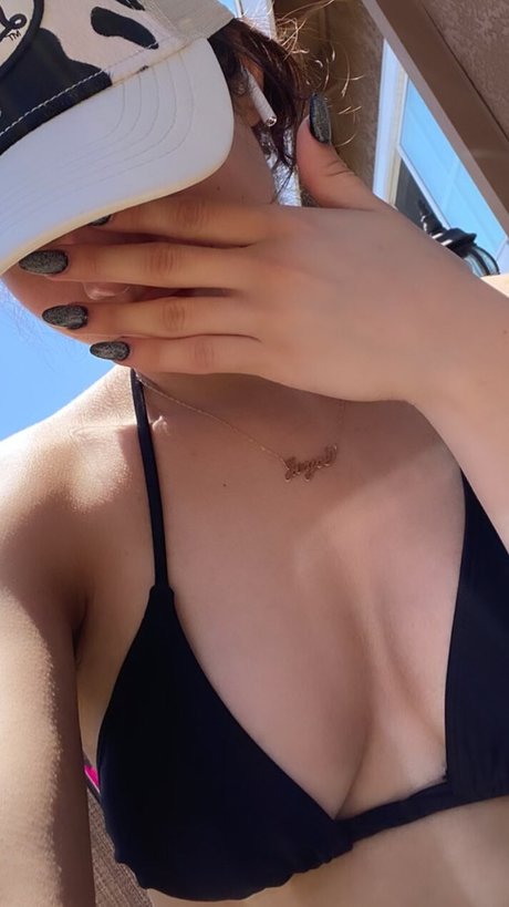 Joyce Galilea_ modèle porno photos