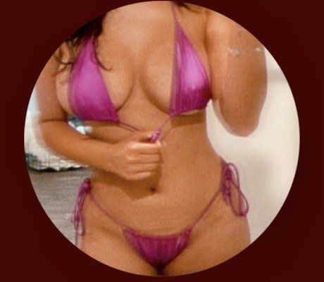 Alishba belle actrice galeries