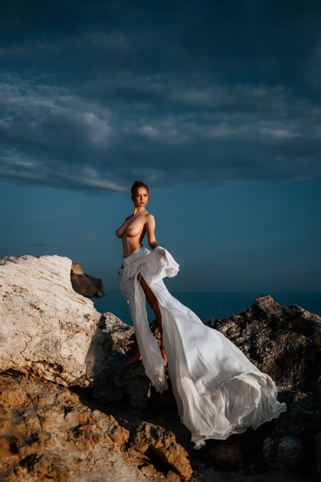 Ksenija Antropova actriz perfecta galería