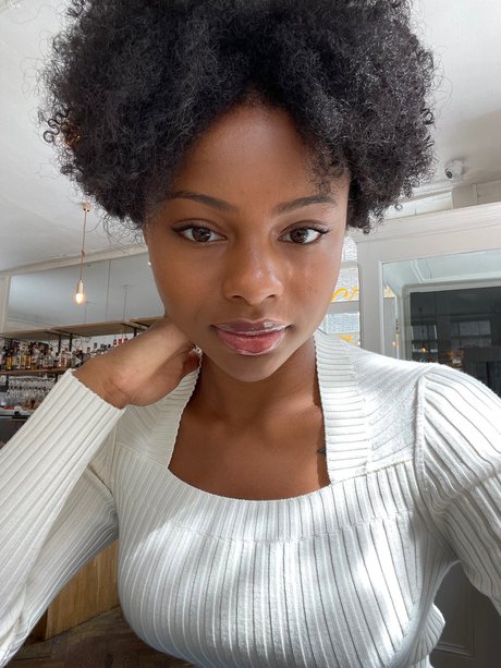 Ldndrygin bonita actriz imágenes