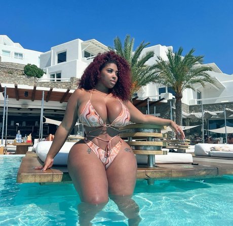saggy tits onlyfans naked galleries