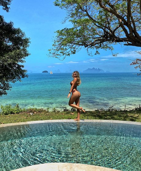 Veronica Bielik actriz porno galerías