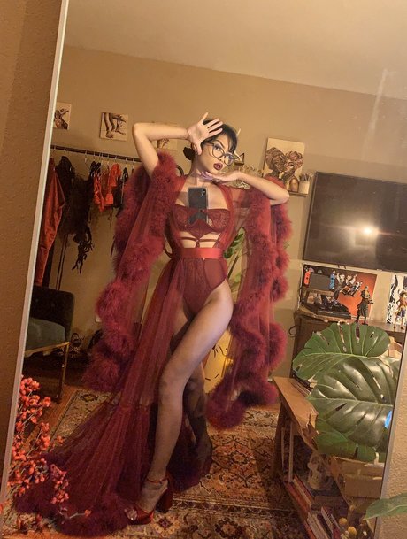 Alyssa Silos sexe star galerie