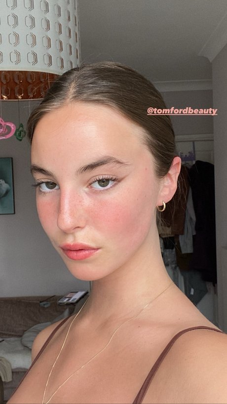 Amelie Manzoli star free archive